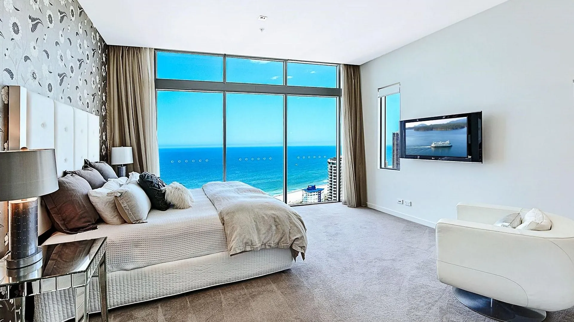 Artique Surfers Paradise - Official 4*,  Australië